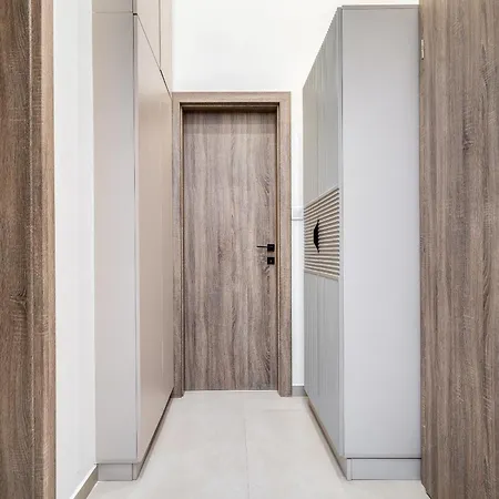 D10 Apartman *