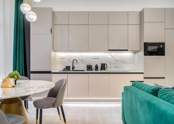 D10 Central Residence Апартаменты